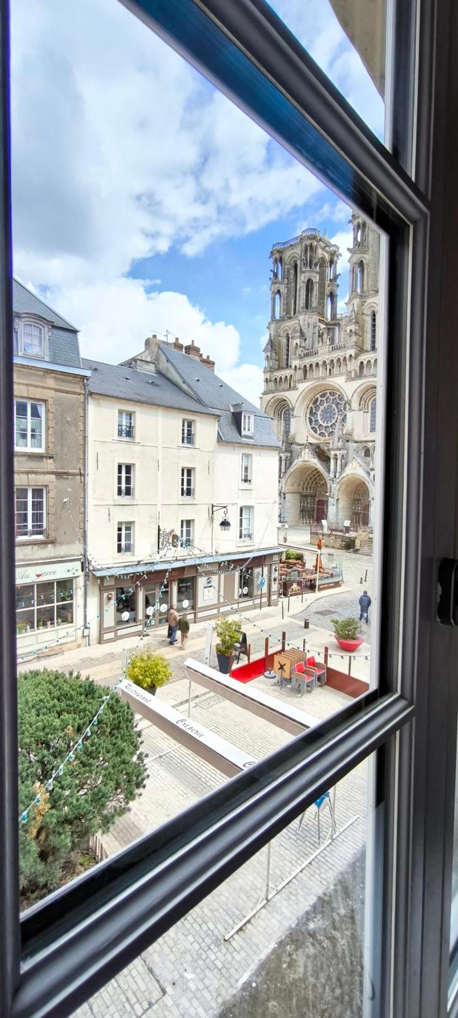 Studio Vue Cathedrale Laon Exteriér fotografie
